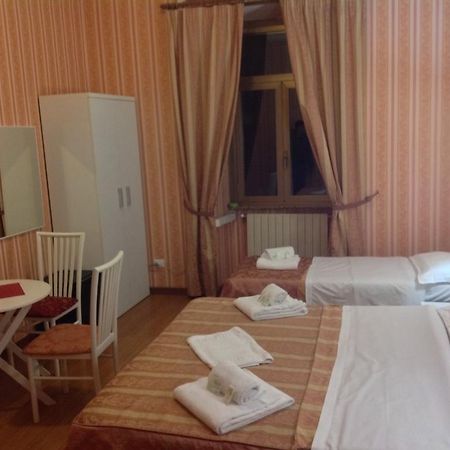 Rome Palace Hotel Szoba fotó
